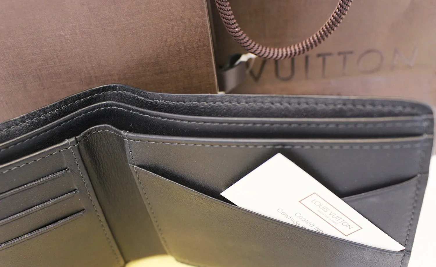 LOUIS VUITTON Damier Graphite Multiple Wallet