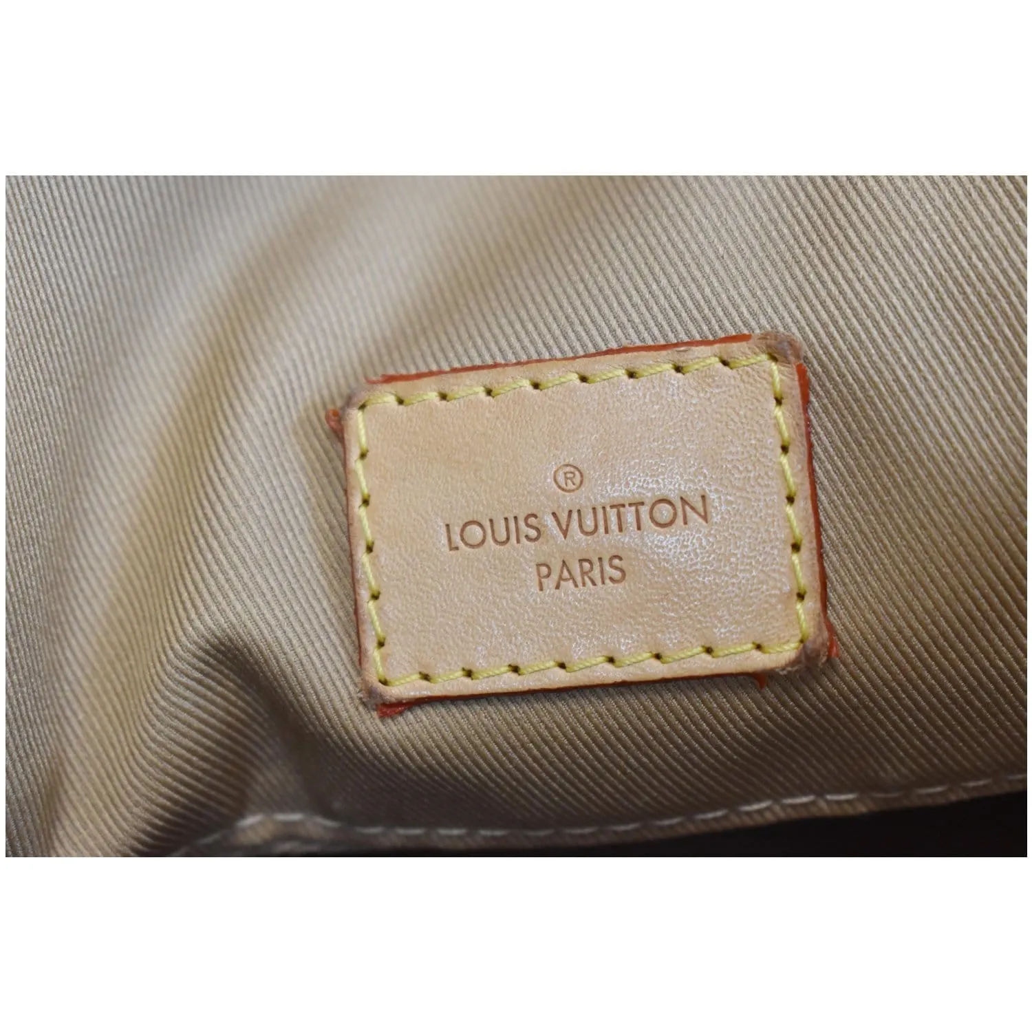 LOUIS VUITTON Graceful MM Monogram Canvas Shoulder Bag Brown