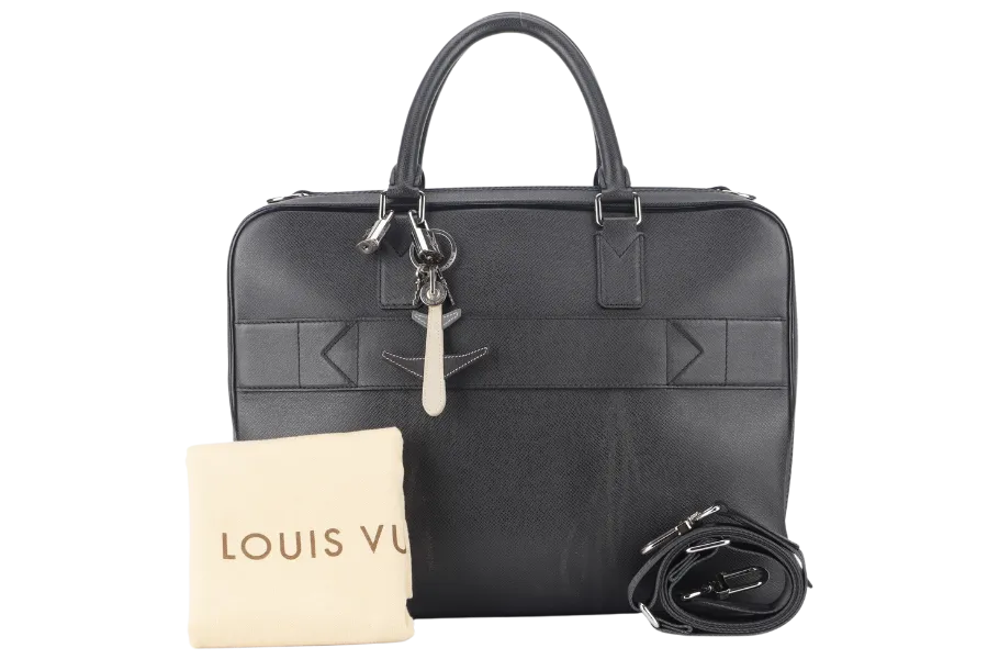 LOUIS VUITTON GREY TAIGA LEATHER DOCUMENT BAG WITH DUST COVER, LOCK&KEYS