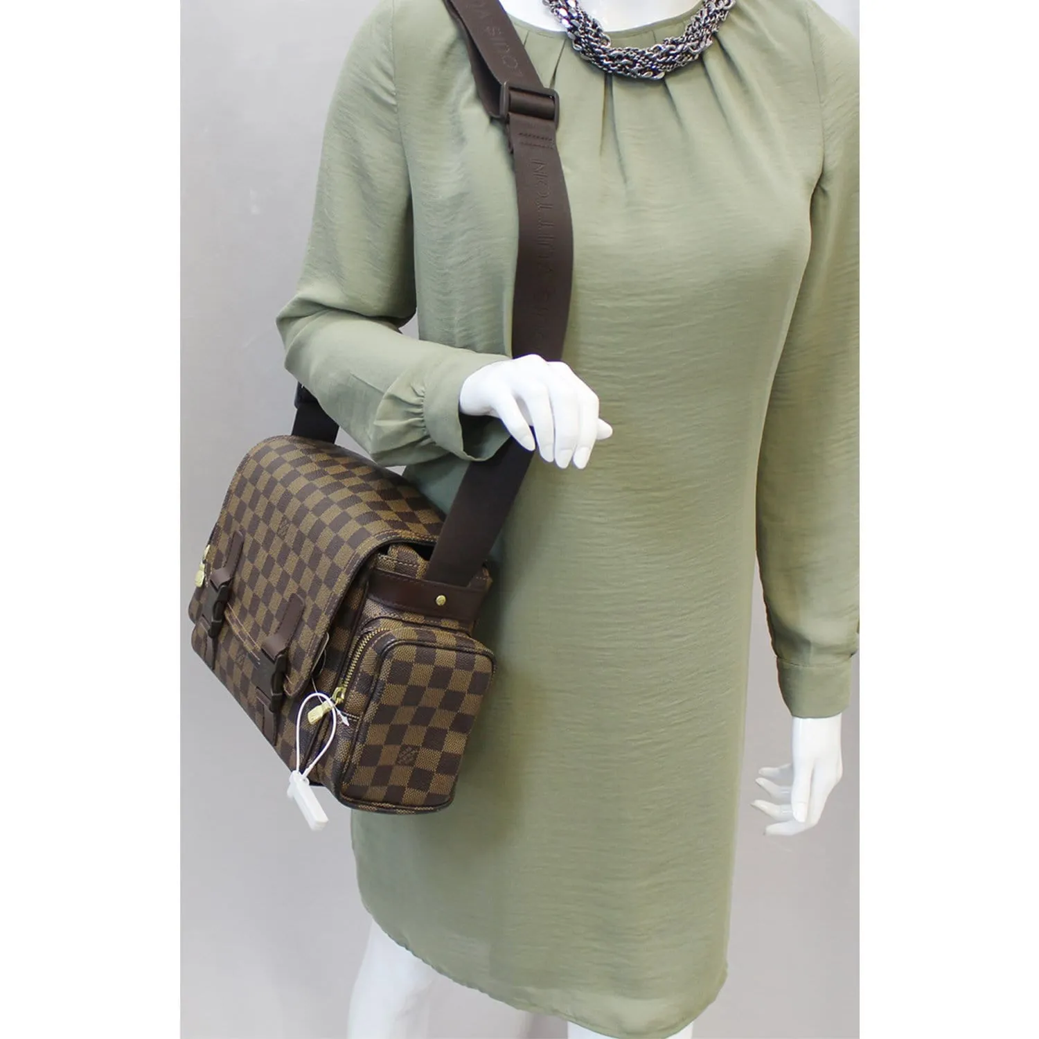 LOUIS VUITTON Melville Reporter Damier Ebene Shoulder Crossbody Bag