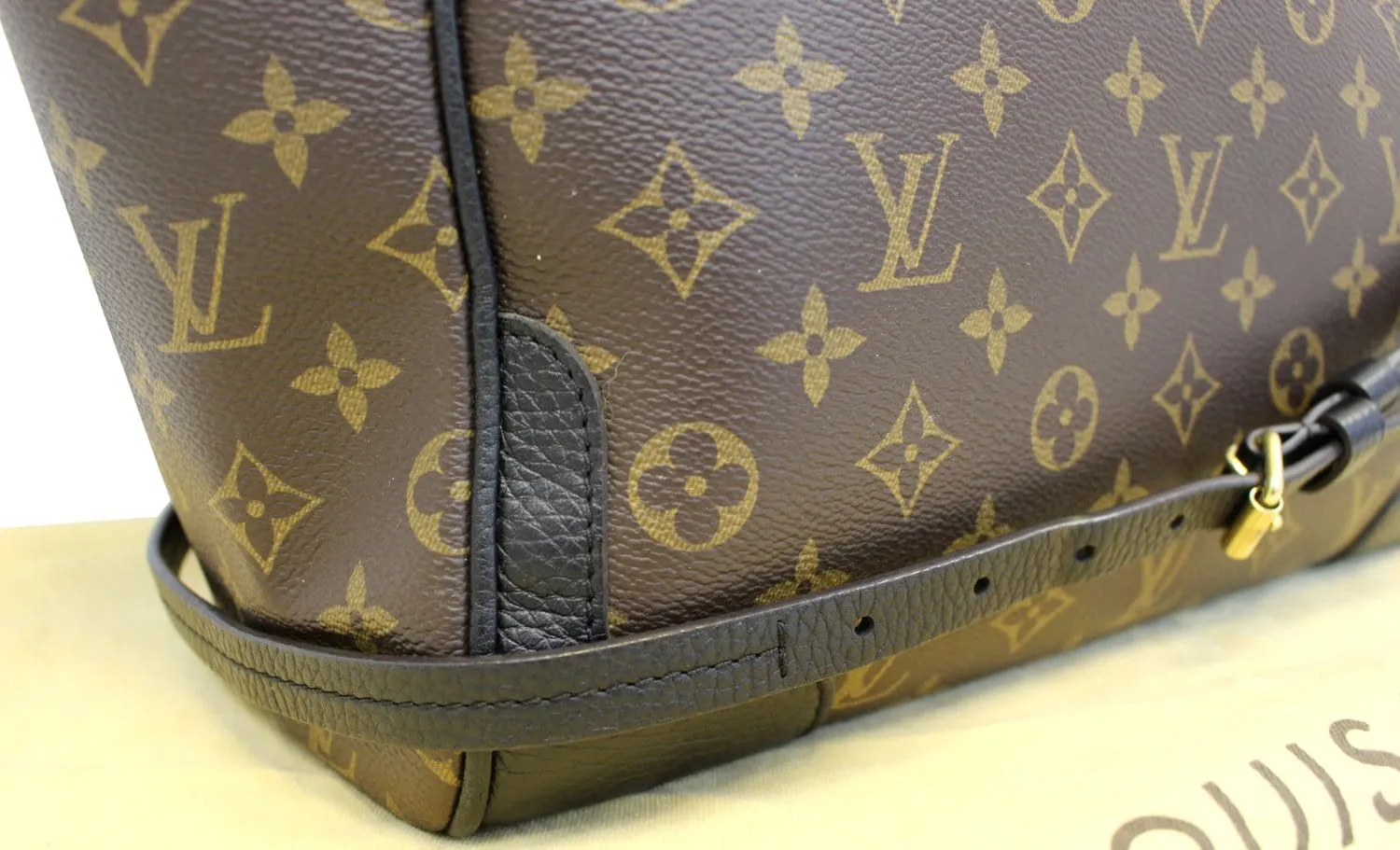 LOUIS VUITTON Monogram Estrela MM NM Noir Black Shoulder Bag