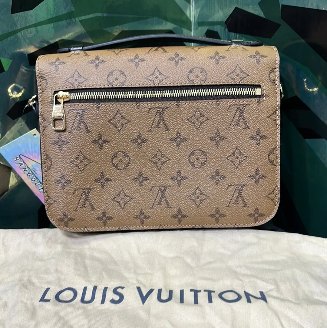 Louis Vuitton Pochette Metis Monogram Reverse Crossbody
