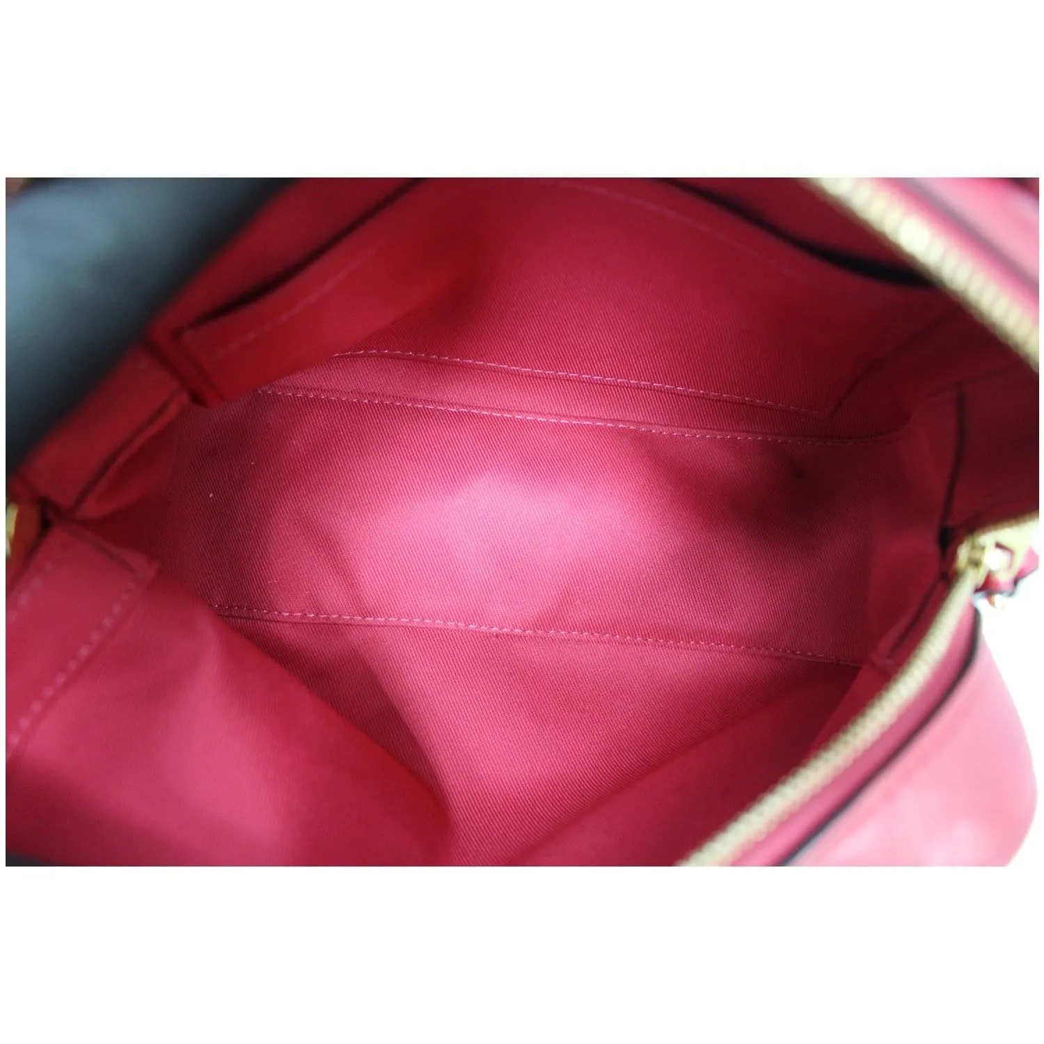 LOUIS VUITTON Saintonge Monogram Canvas Shoulder Bag Freesia
