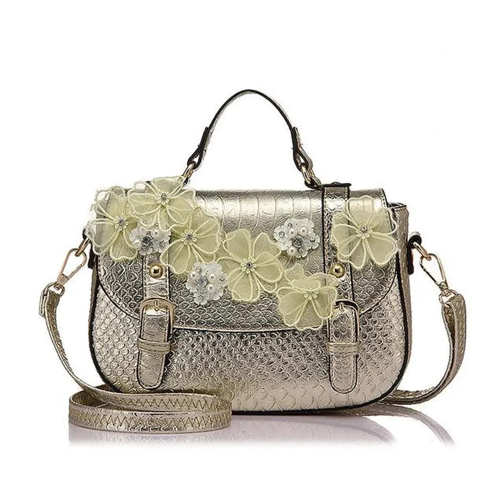 <bold>messenger / Shoulder Bag  <br>Vegan-Leather