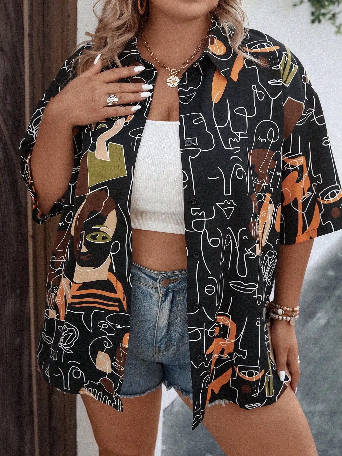 LUNE Plus Figure Graphic Drop Shoulder Shirt