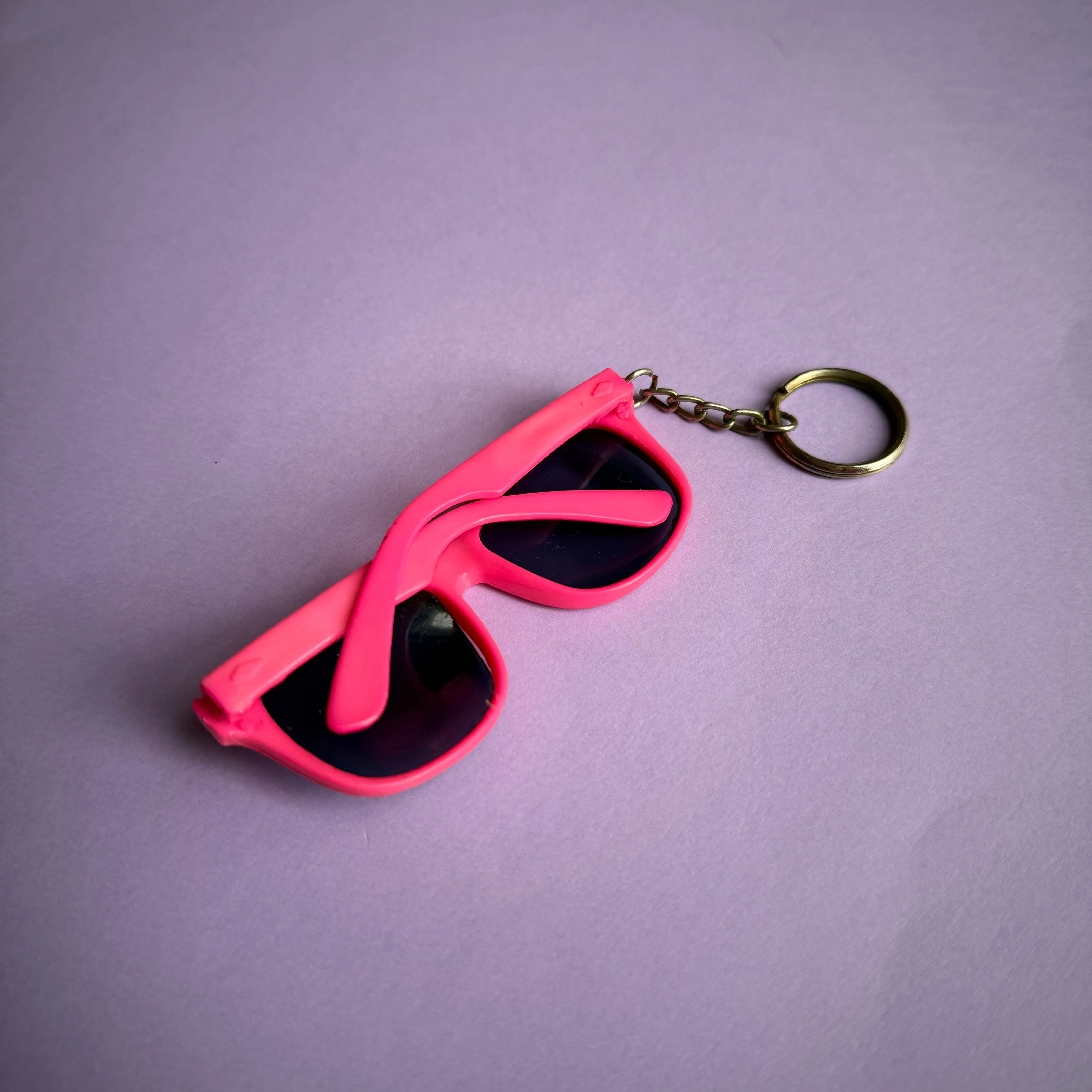 Neon 80s mini sunglasses charm keyring