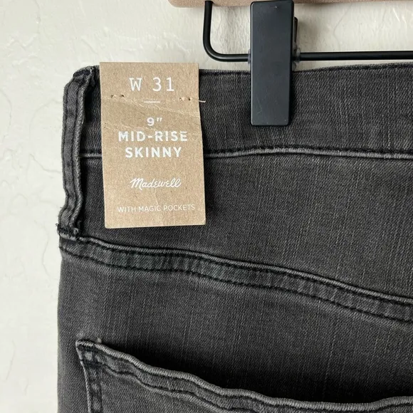 NWT Madewell 9&quot; Mid-Rise Skinny Jeans distressed Black Sea 31