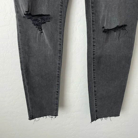 NWT Madewell 9&quot; Mid-Rise Skinny Jeans distressed Black Sea 31