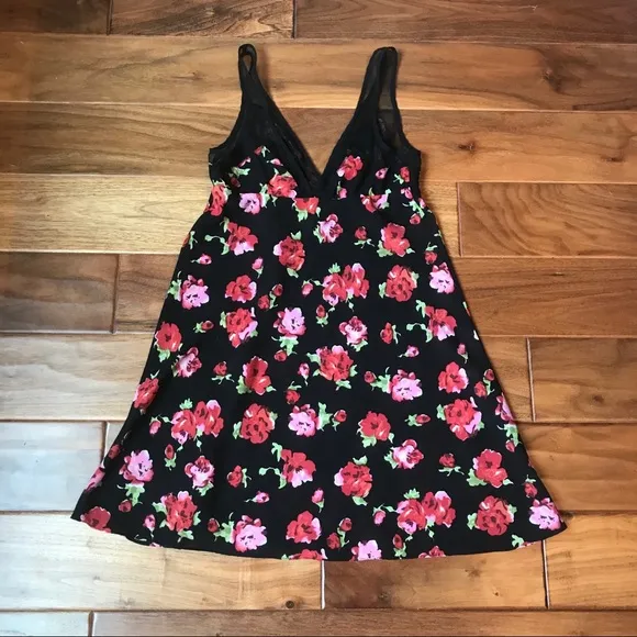 Oscar de la Renta Black Floral Lingerie Nightie