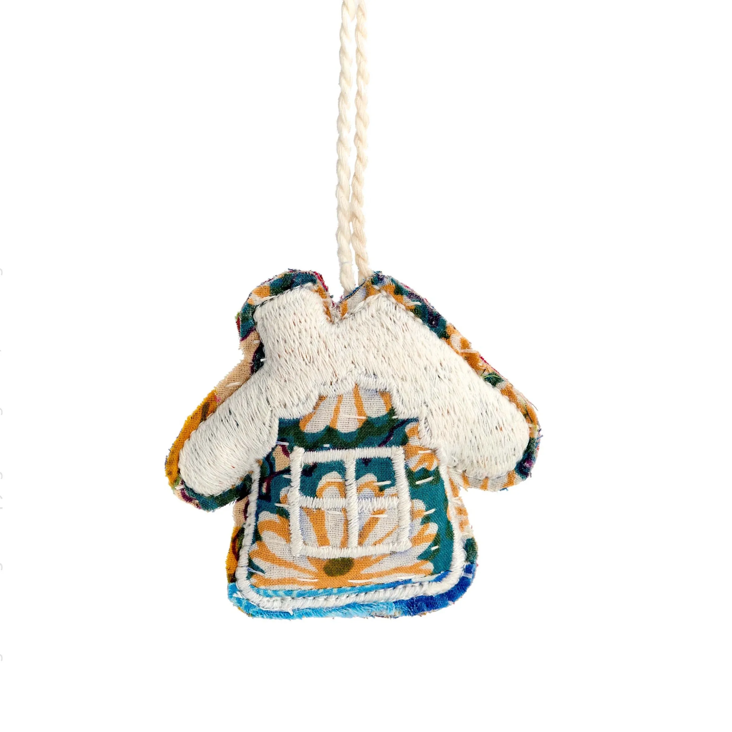 PATCHWORK CRNAMENTS
