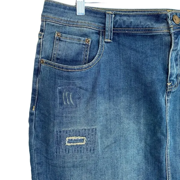 PLUS Lane Bryant NWT Denim Mixed Patchwork Raw Hem Jean Skirt Size 20