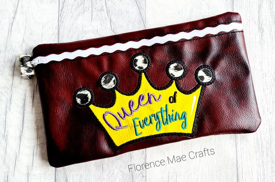 Queen of Everything ITH bag (3 sizes available) machine embroidery design DIGITAL DOWNLOAD