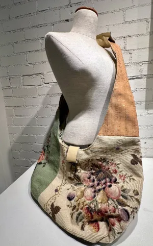 "APPLE OF MY EYE"  Vintage Crossbody Handbag