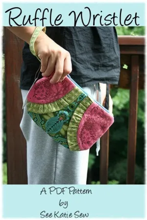 Ruffle Wristlet PDF Pattern