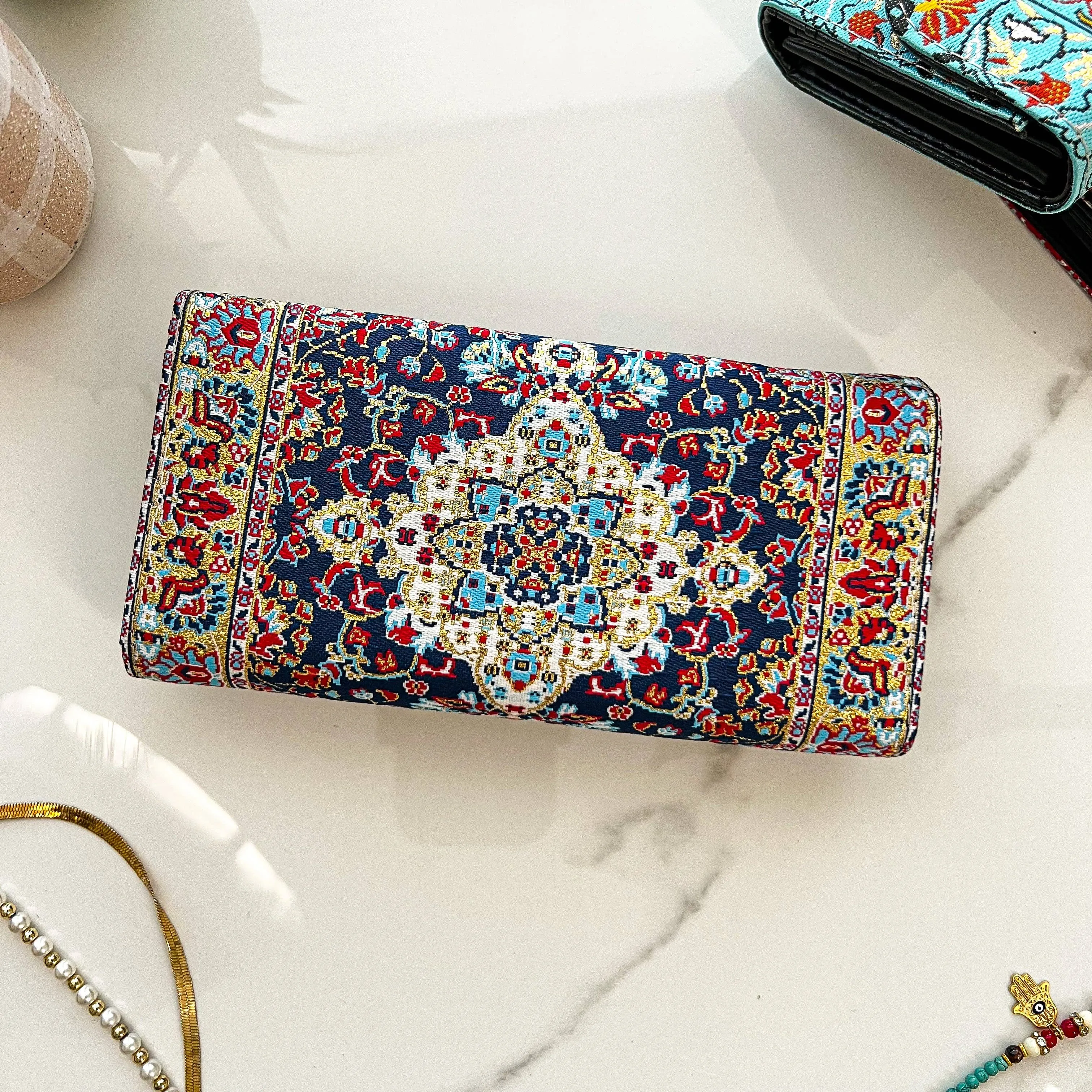 RUGLTW-018 - Handcrafted Boho Wallet