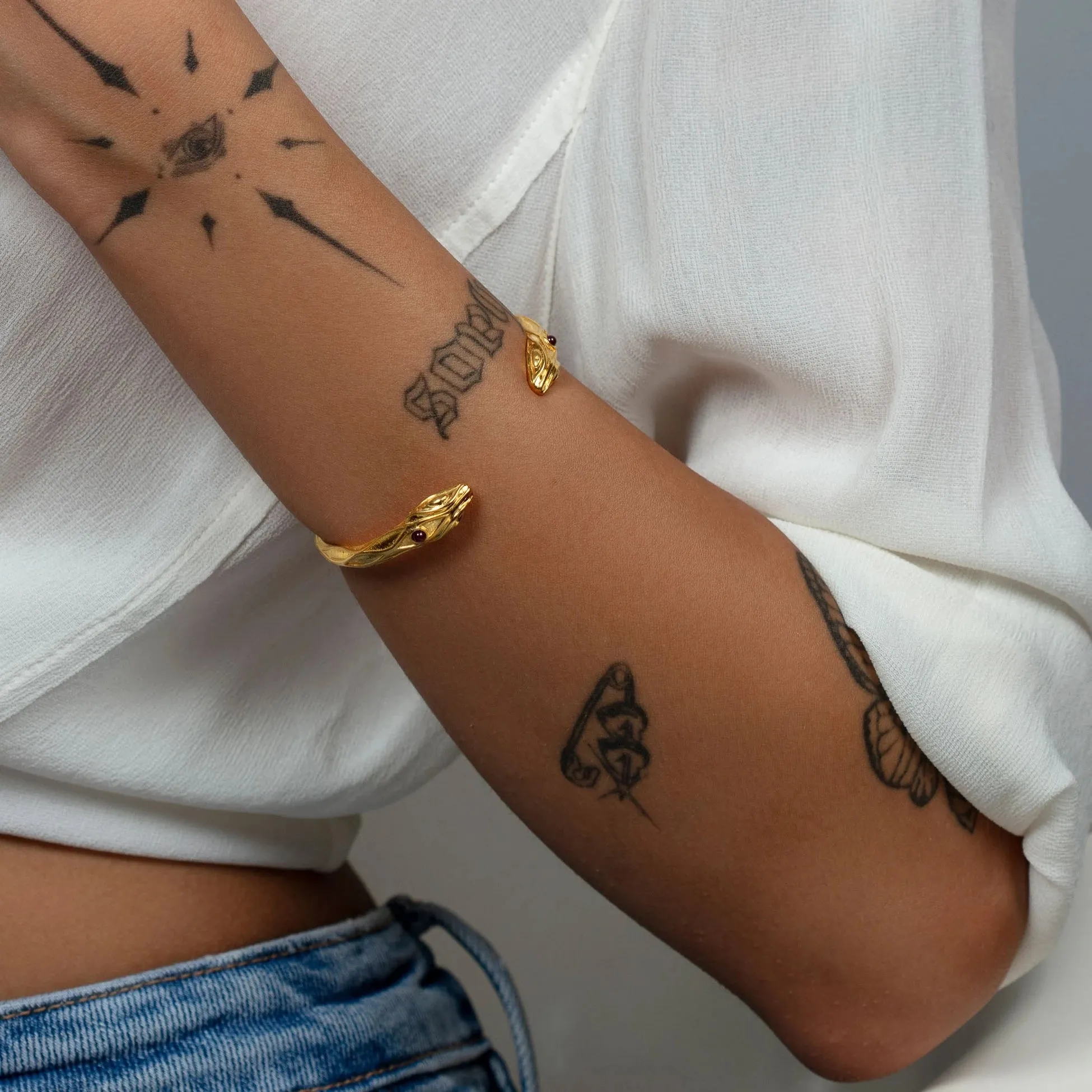 Snake Vintage Bracelet - Gold Plated Bronze with Garnet Stone