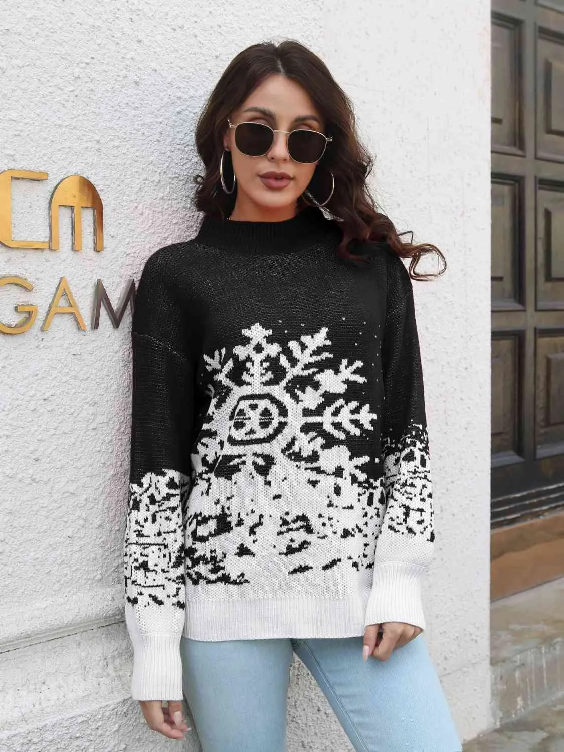 Snowflake Pattern Mock Neck Sweater (2 Colors)