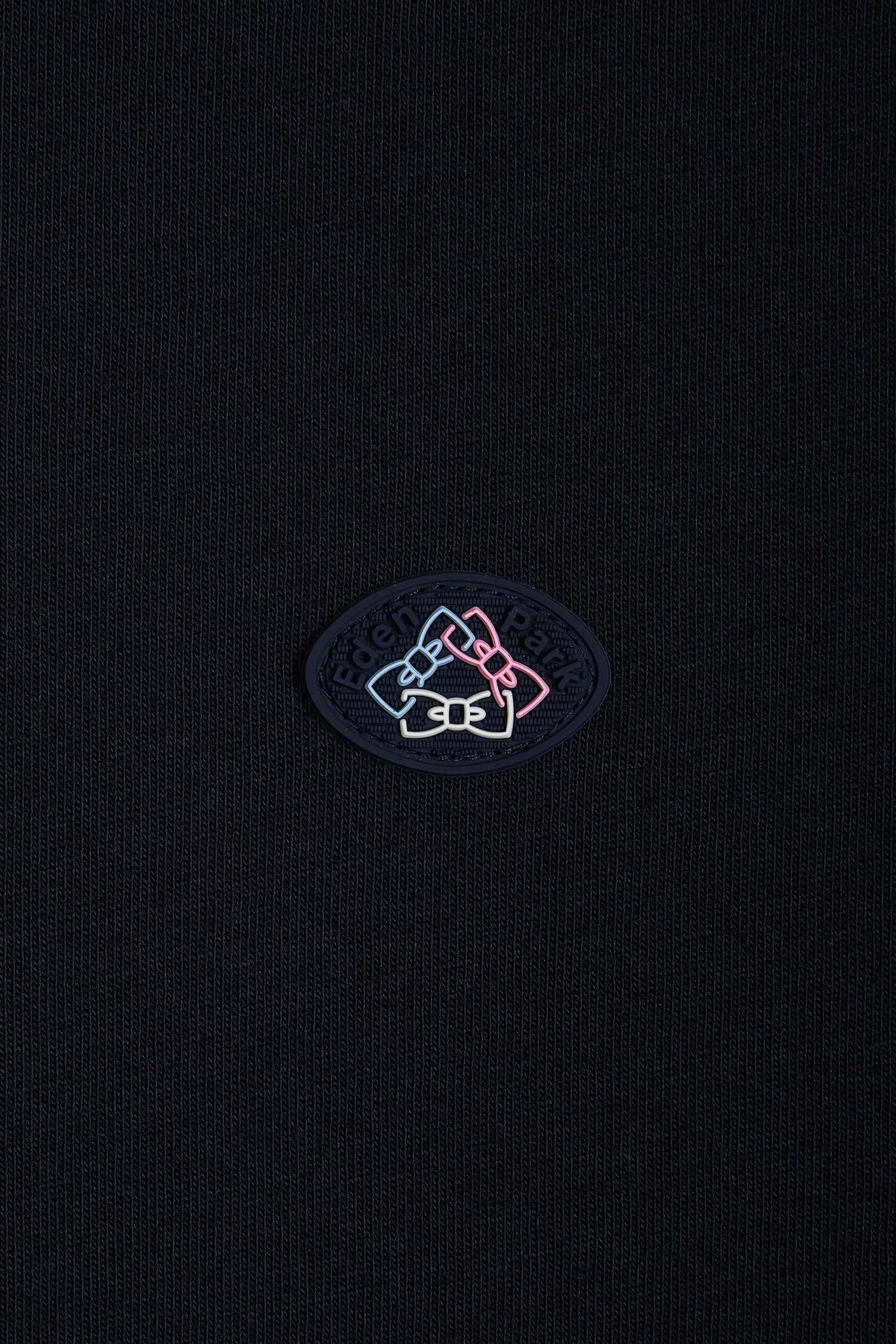T-shirt uni en coton marine bordures de manches colorées coupe droite