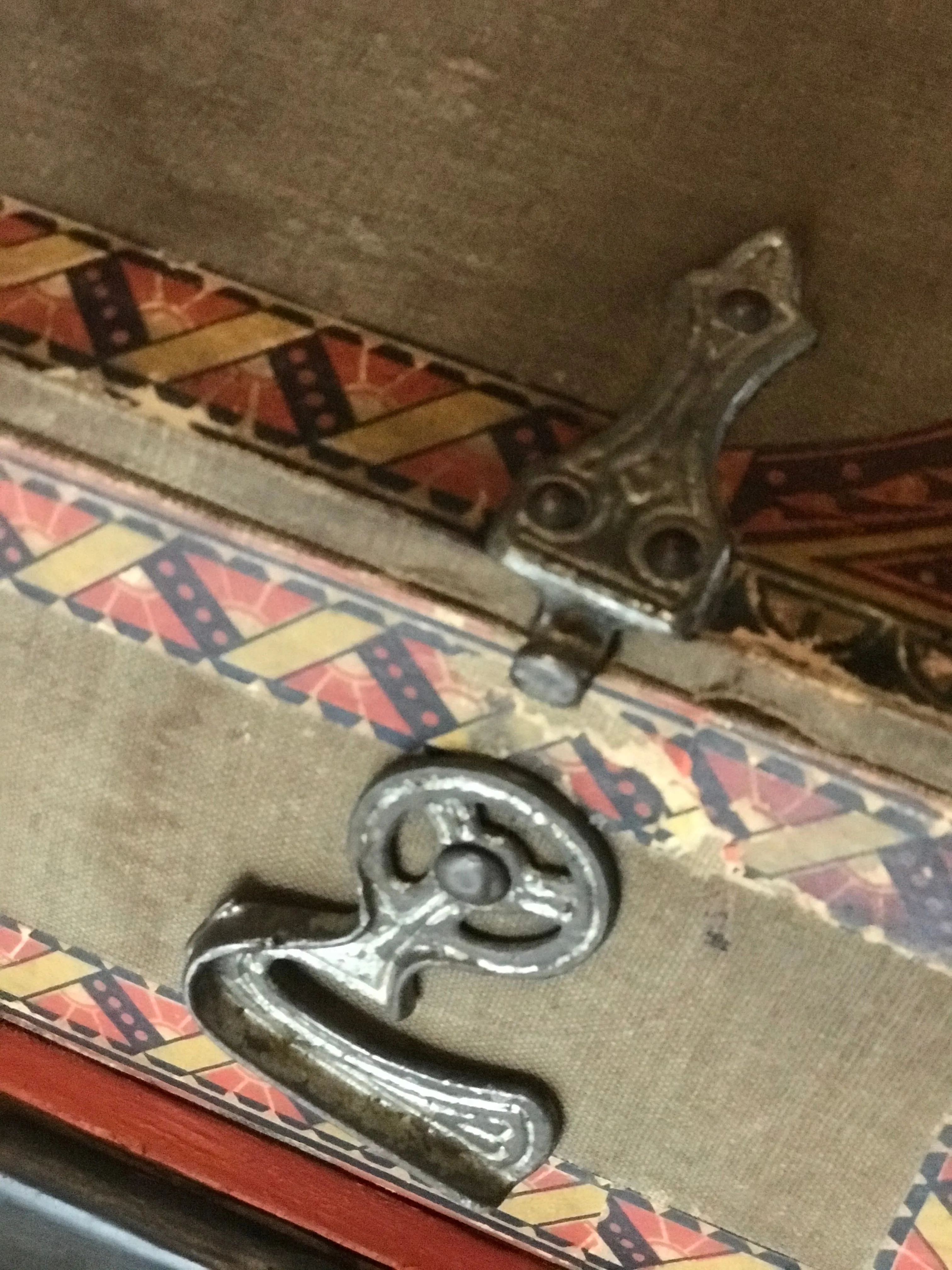 Taylor's of Chicago Trunk