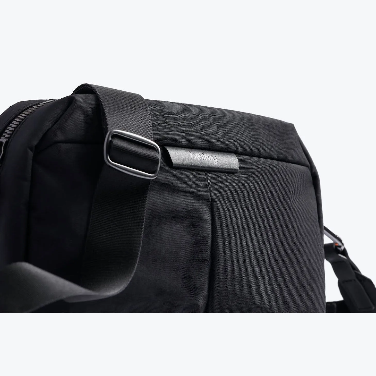 Tokyo Crossbody 2L