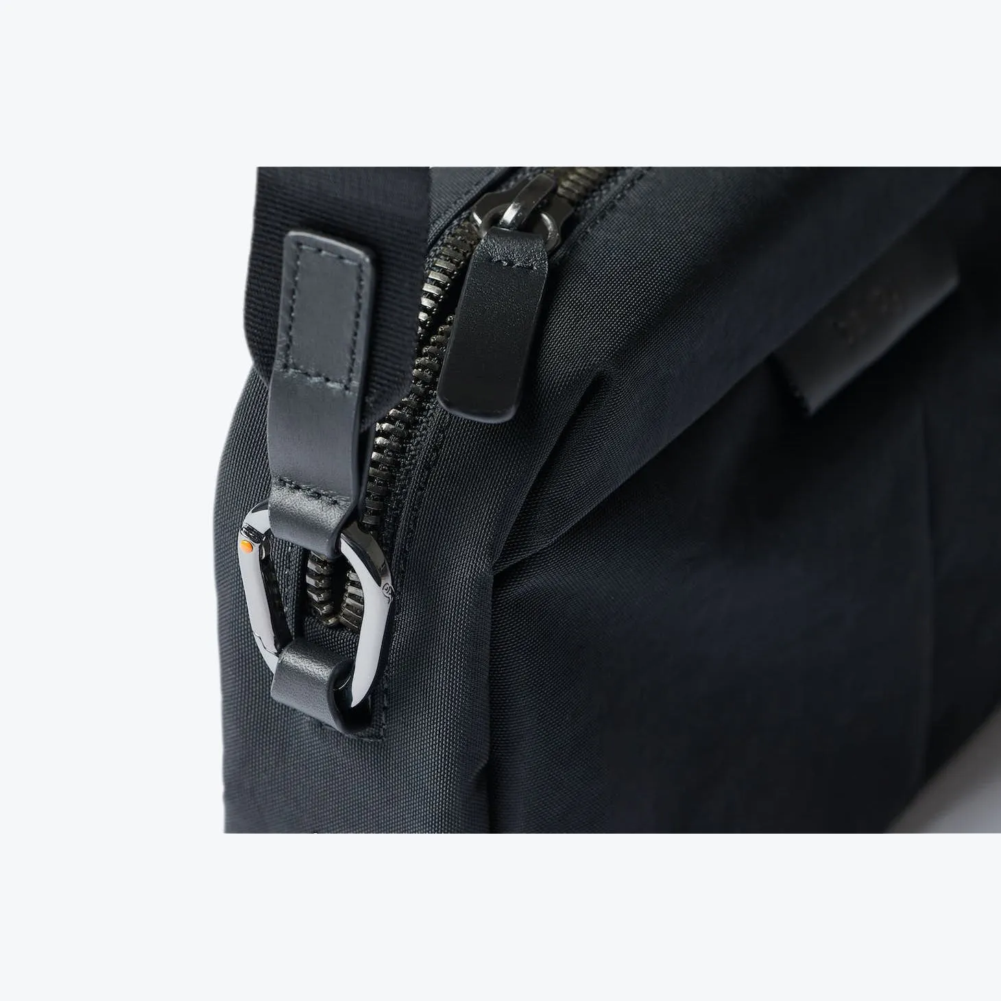 Tokyo Crossbody 2L