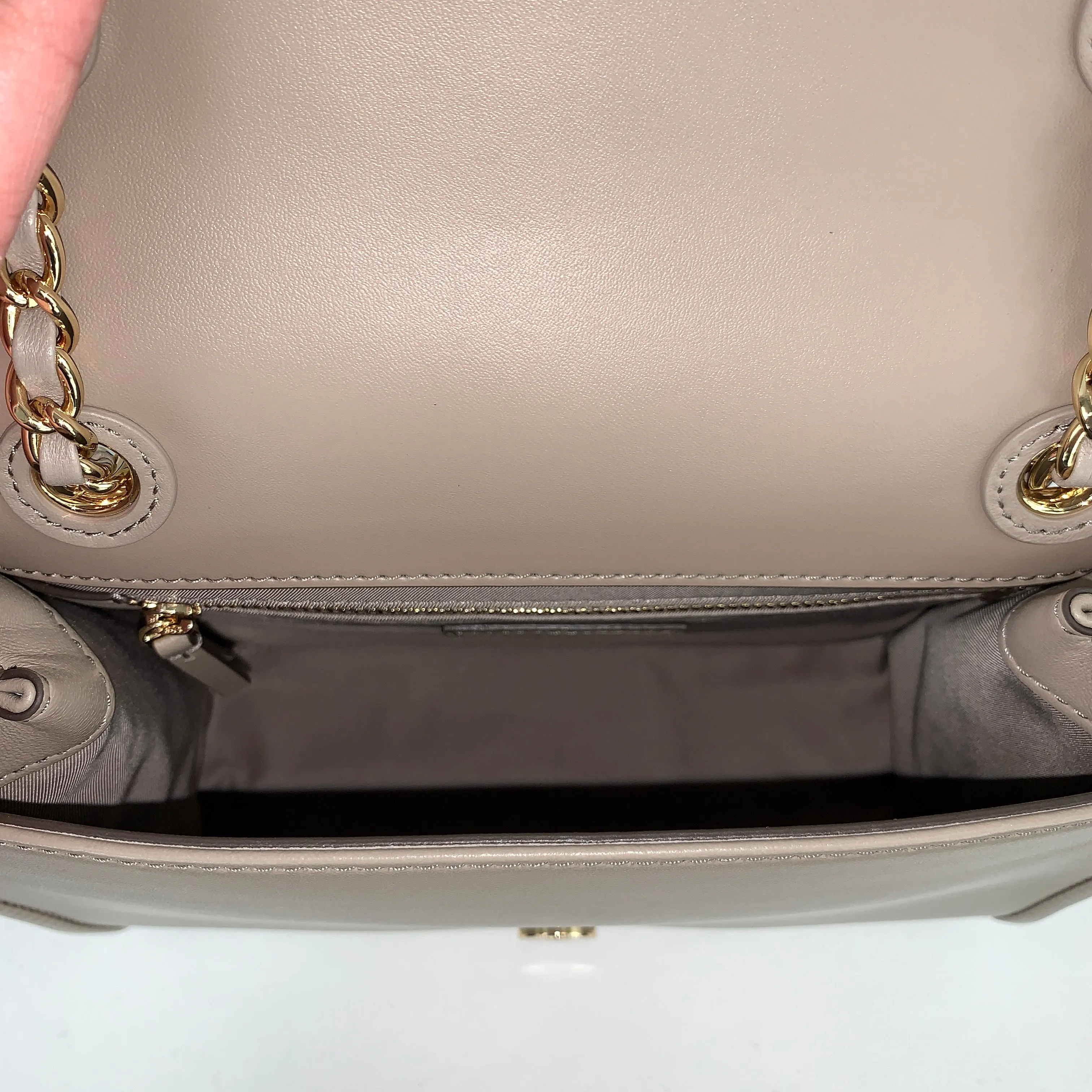 Tory Burch Savannah Shoulder Bag in French Gray