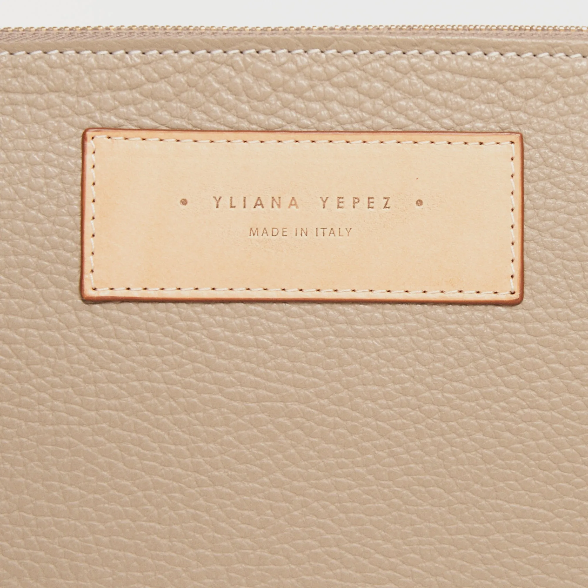 Travel document wallet taupe