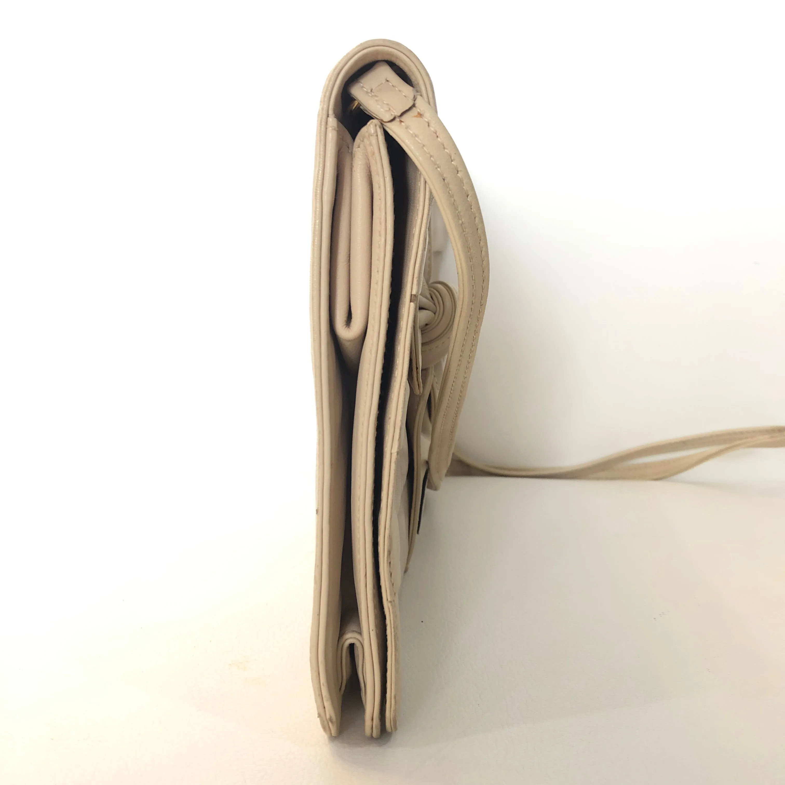 VALENTINO GARAVANI Vintage Cream Clutch Crossbody