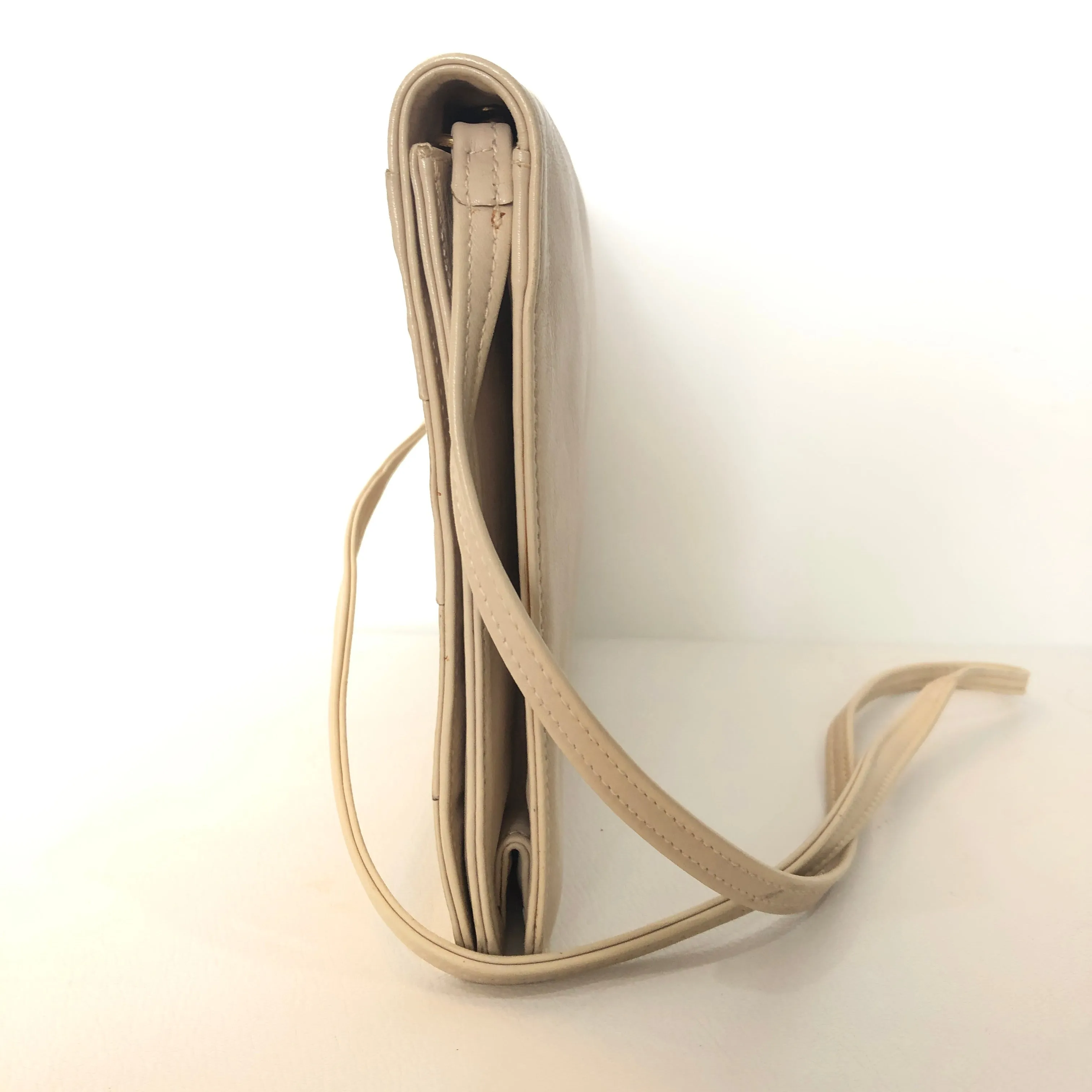 VALENTINO GARAVANI Vintage Cream Clutch Crossbody