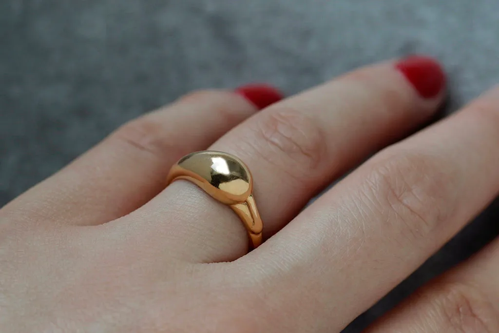 Vintage 18k Gold Swan Ring