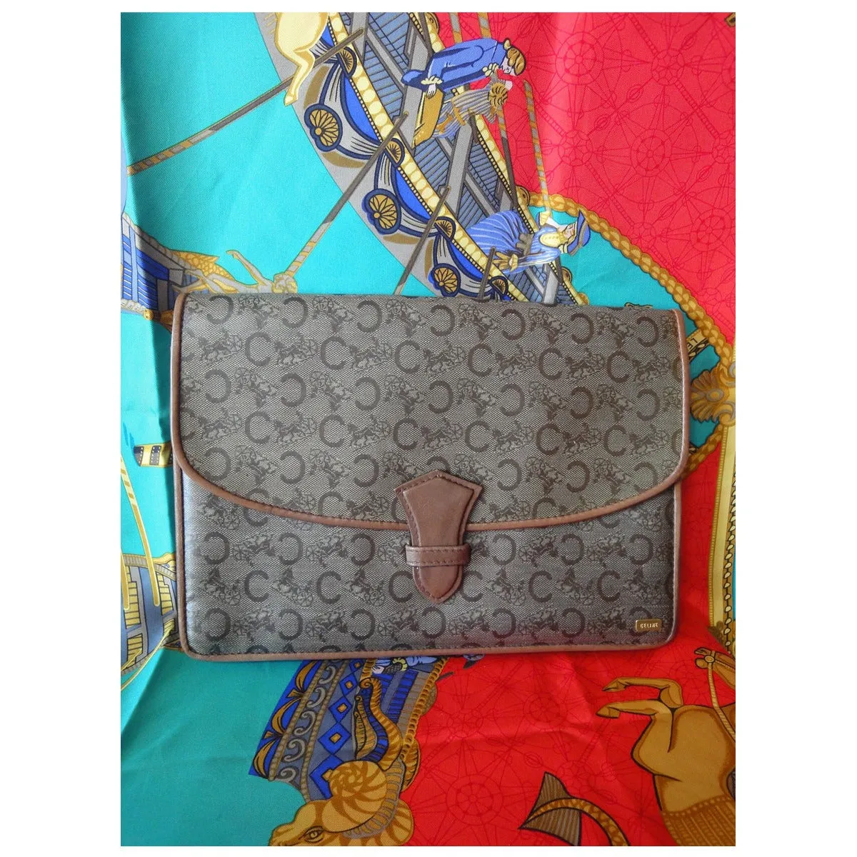 Vintage CELINE brown beige classic C logo and carriage pattern clutch bag, mini document case  with leather trimmings. 050320r15