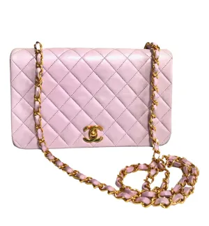 Vintage CHANEL milky pink 2.55 shoulder bag with golden CC closure. Rare color classic purse for daily use. Must have. 0408241