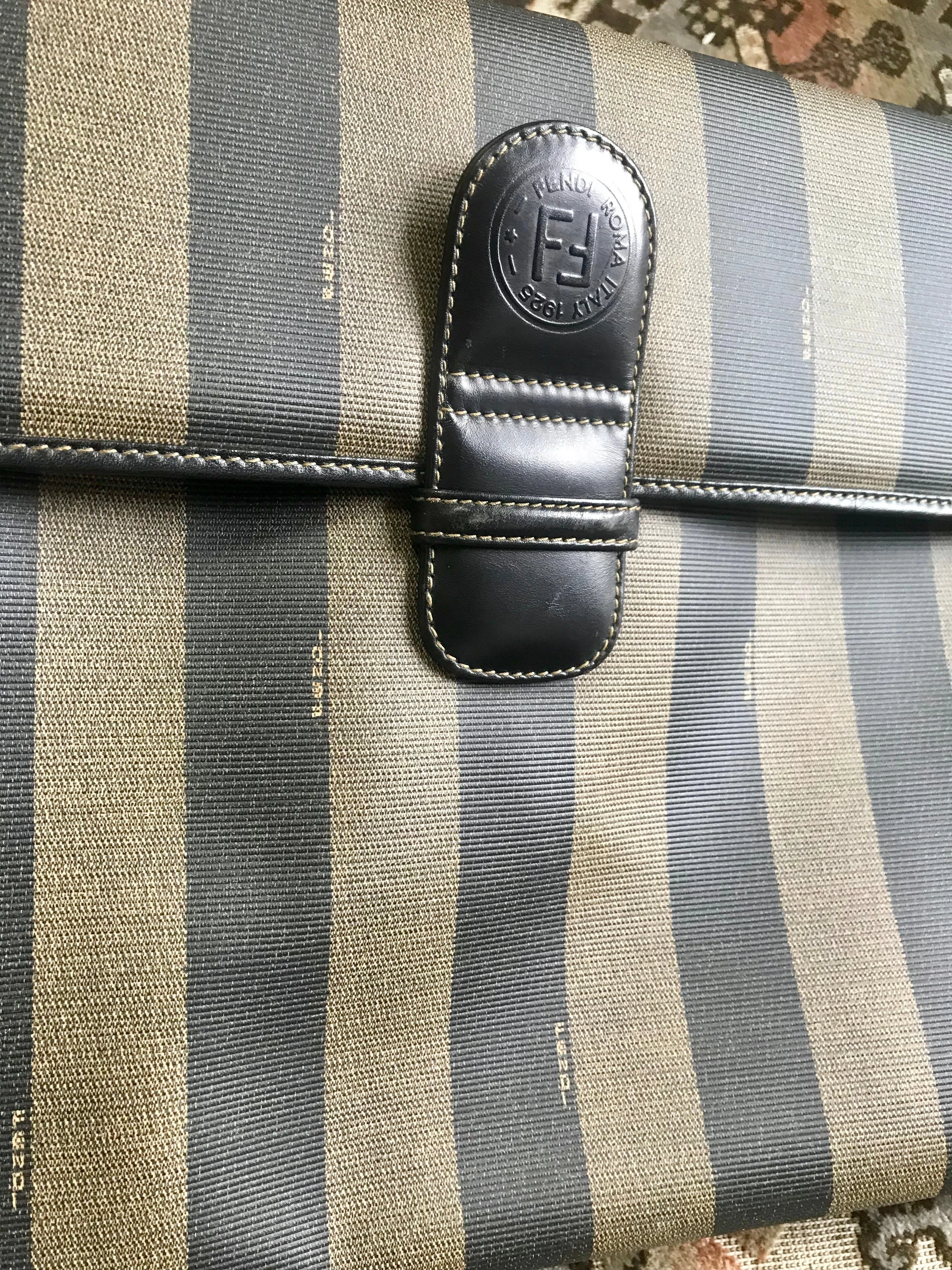 Vintage Fendi gray pecan stripe portfolio document bag, large clutch bag with black leather trimmings. Classic purse for unisex use.