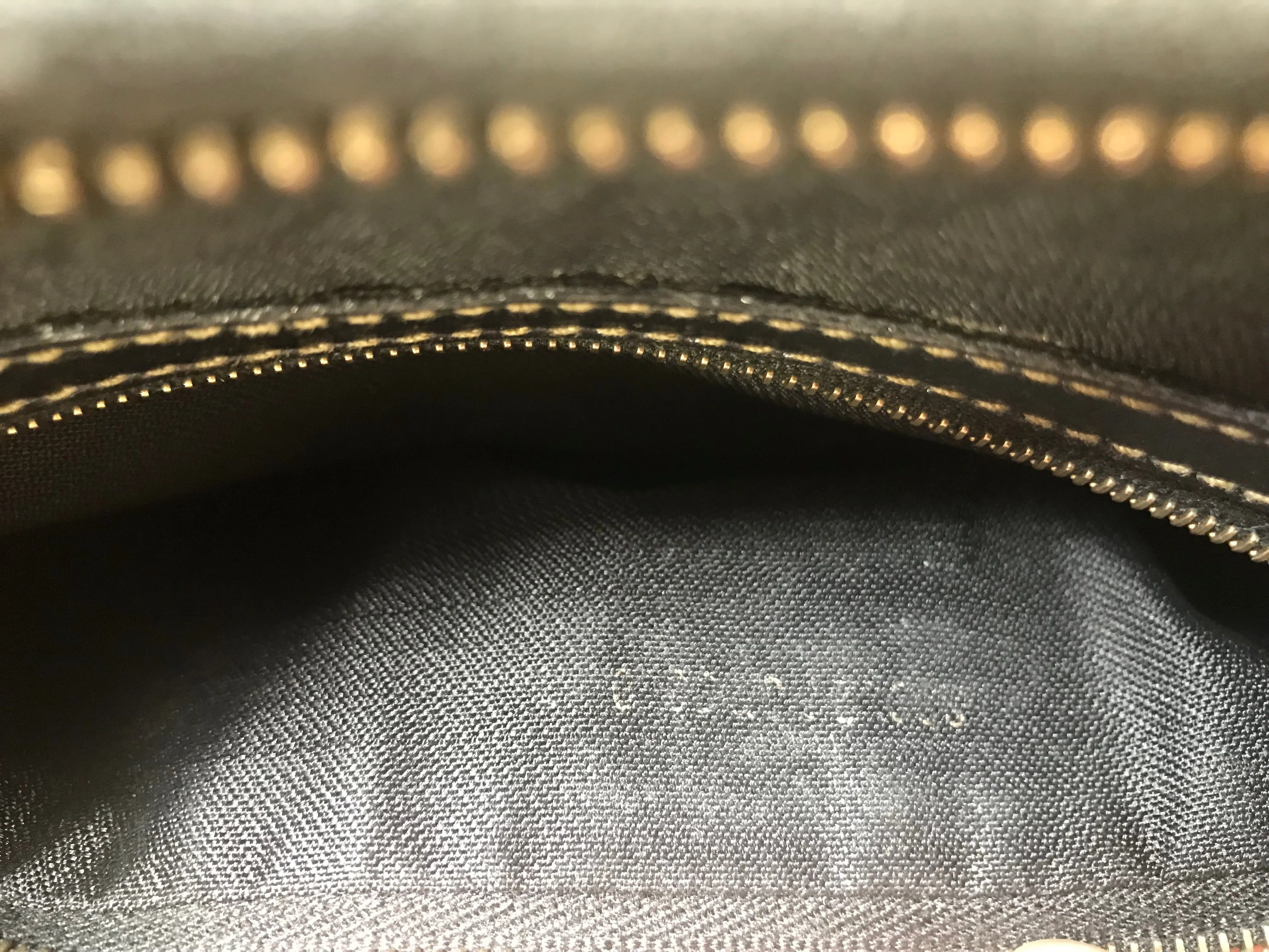 Vintage FENDI pecan chess pattern shoulder bag with FF logo motif. Classic purse for daily and unisex use. Must have.
