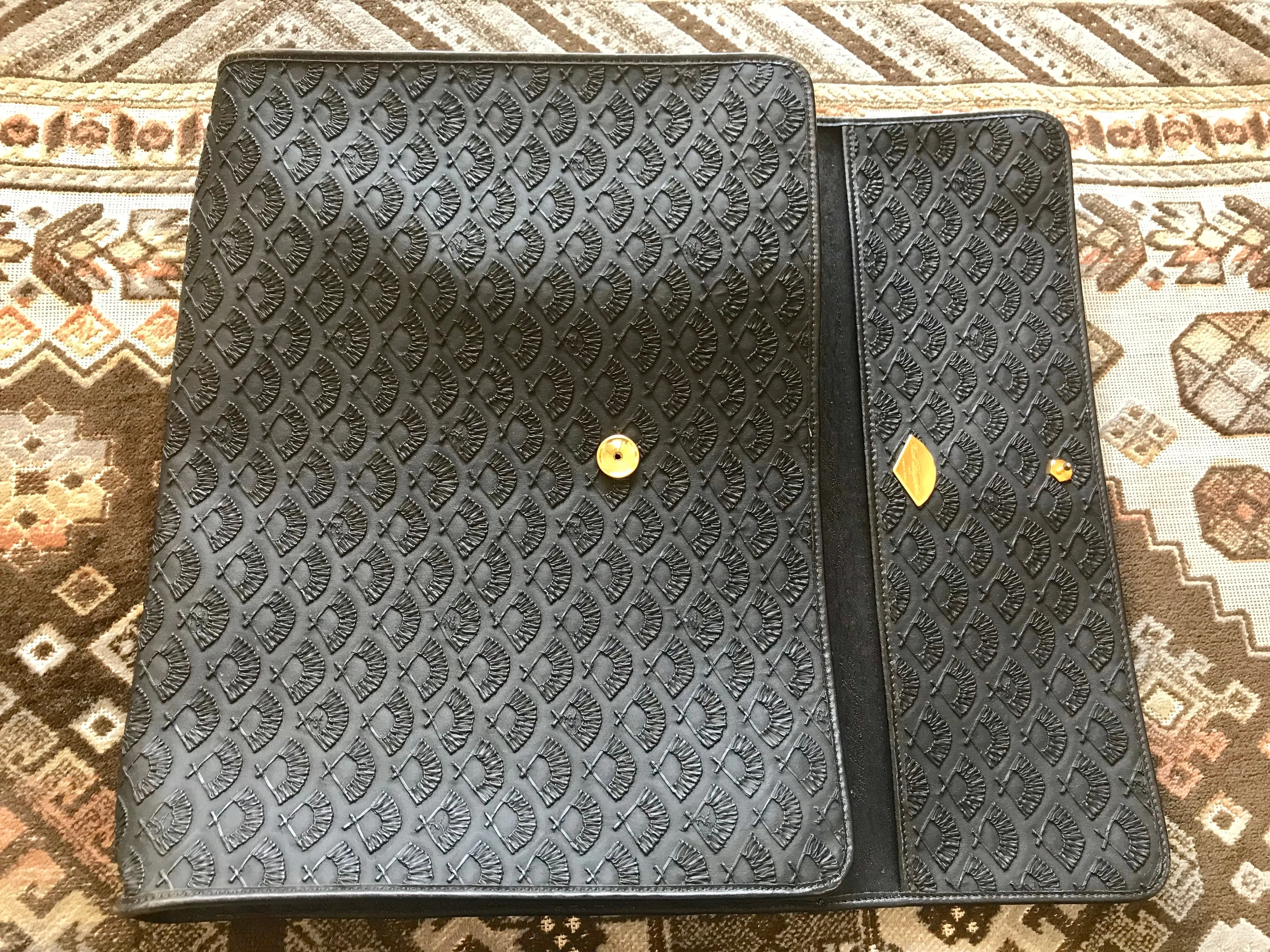 Vintage Karl Lagerfeld black fan pattern document bag, portfolio purse with logo motif. Great for unisex and daily use.