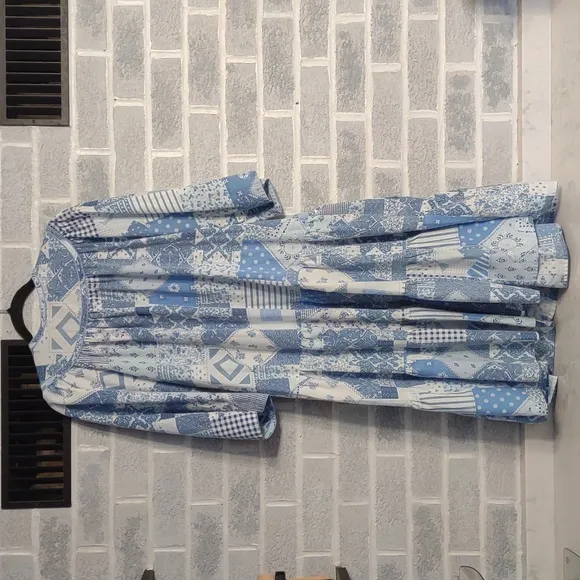 VTG Brownstone Studio Women's Blue Patchwork Buttoned House Coat Robe Nightgown