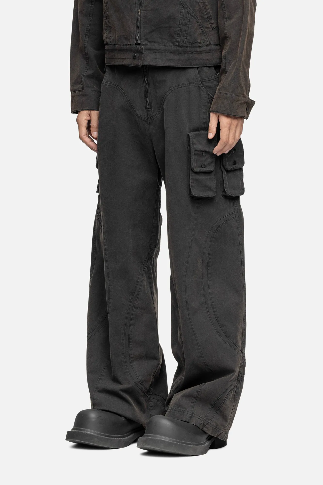 W6 CARGO RUST