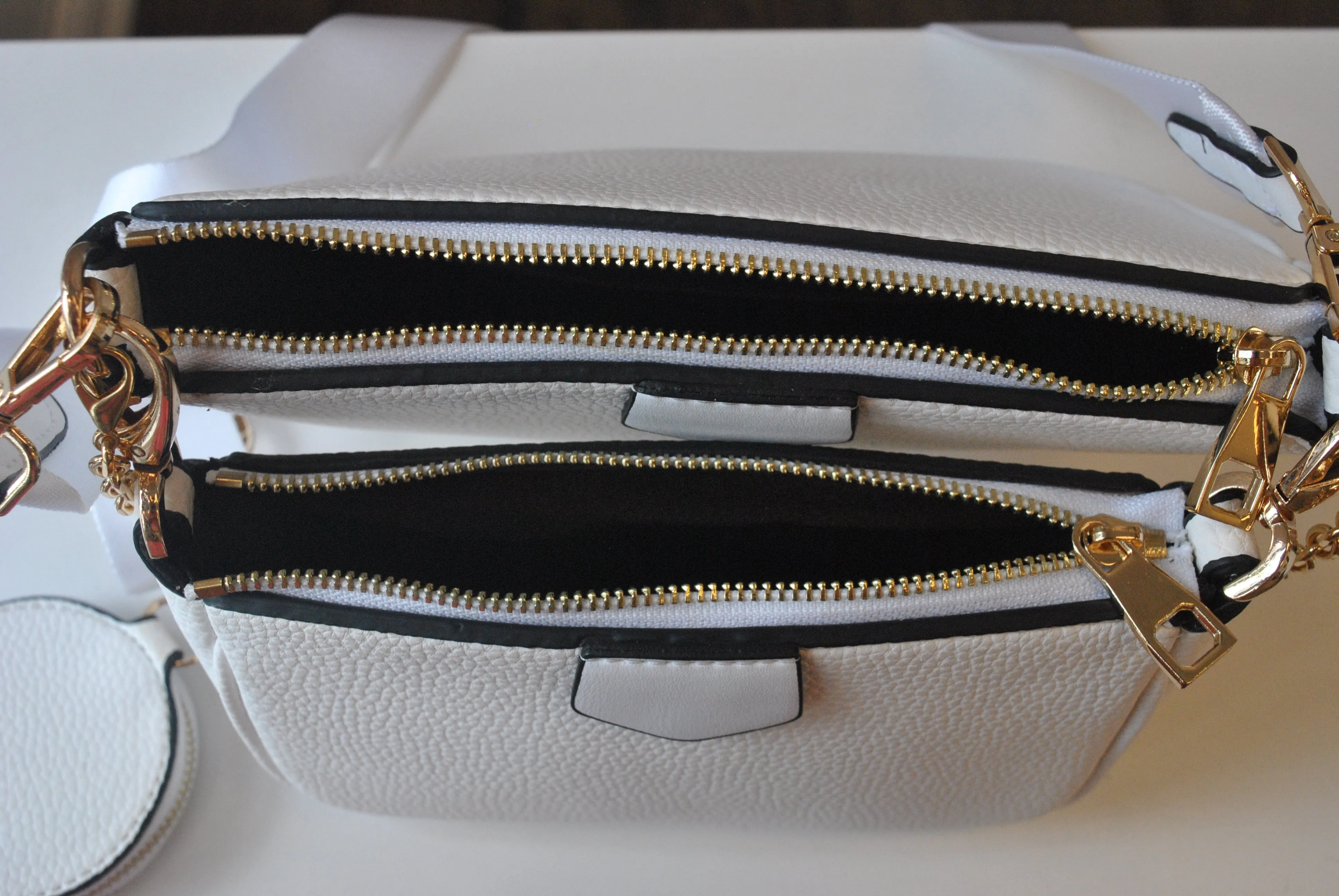 WHITE 3 IN 1 CROSSBODY BAG