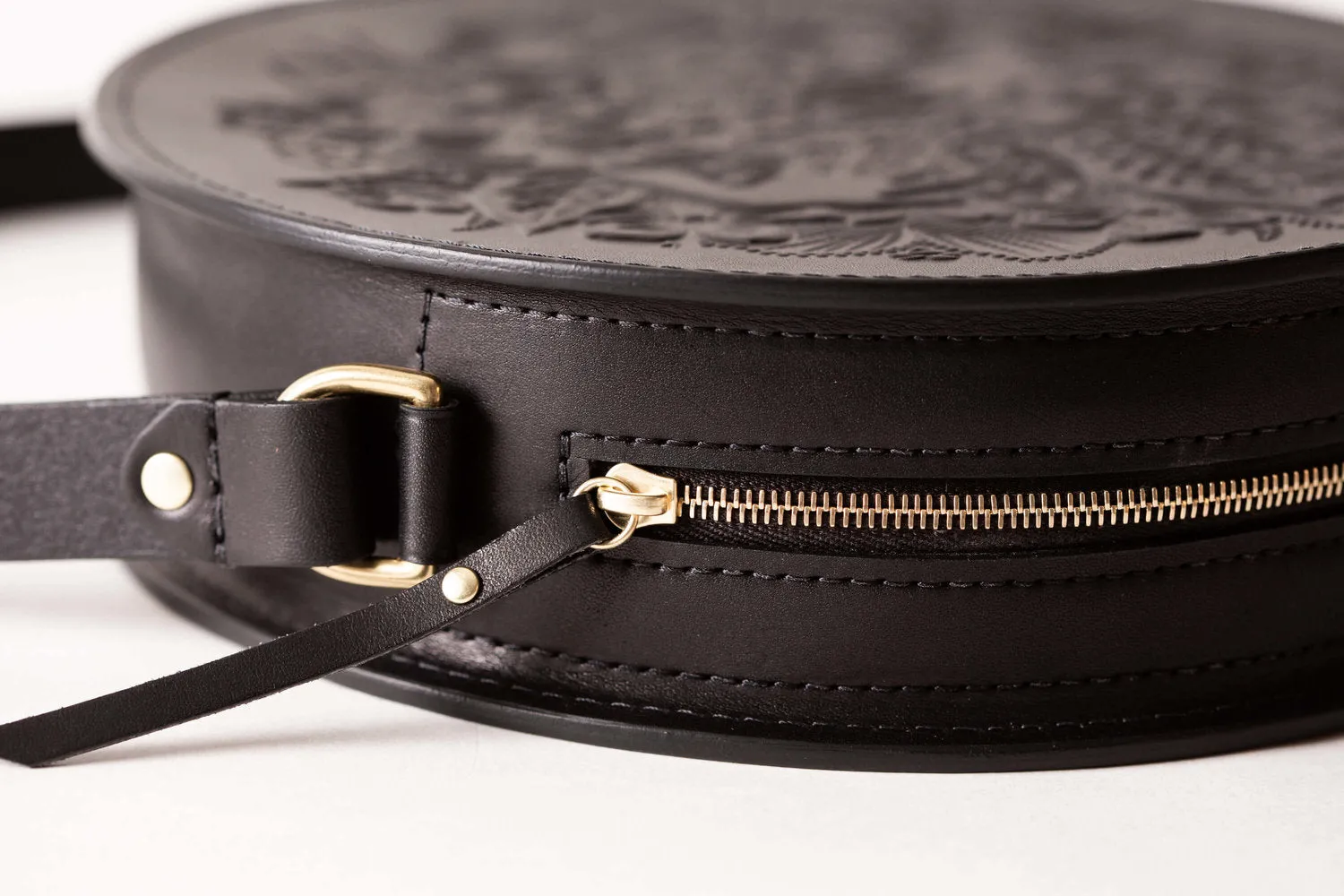 Wholesale - The Circle Crossbody