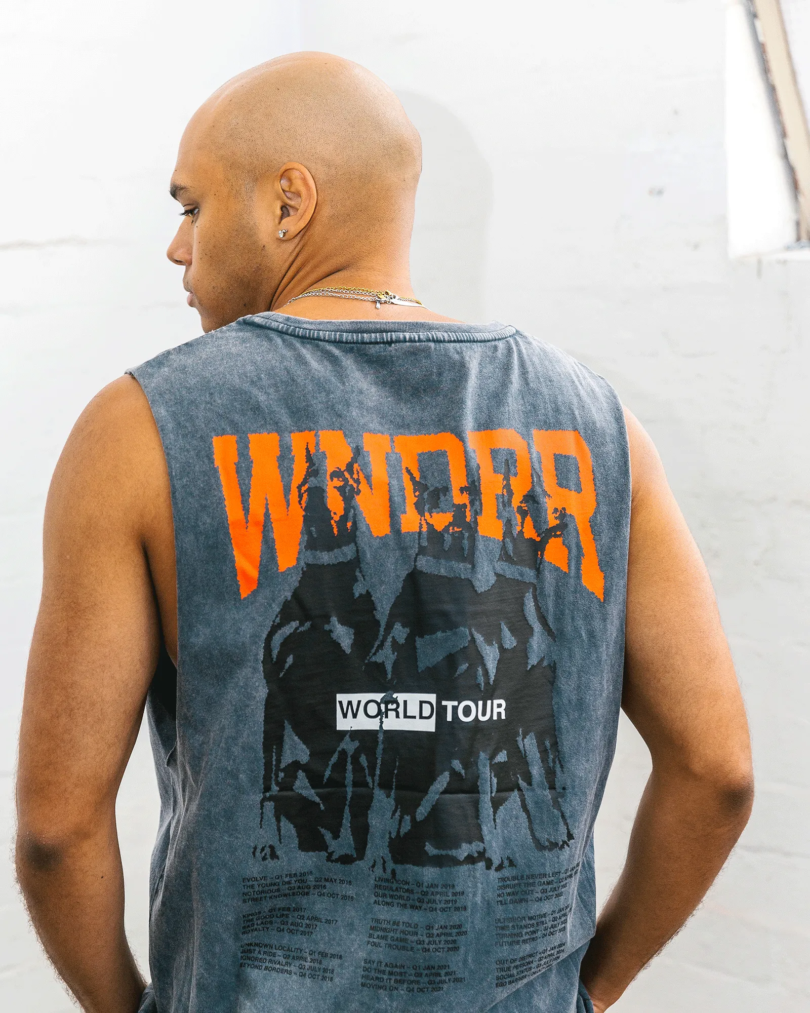 WORLD TOUR MUSCLE TOP - WASHED GREY